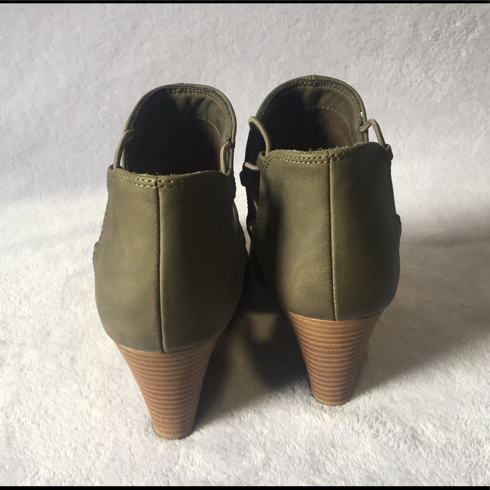Wedges - Picture 3 of 3